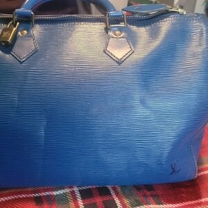Louis Vuitton Epi Speedy 35